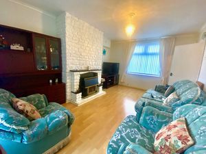 Lounge- click for photo gallery